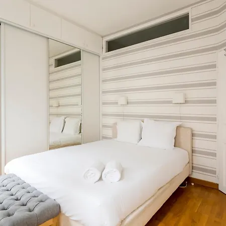 Champs-elysees Lincoln - 2bdr Aparthotel