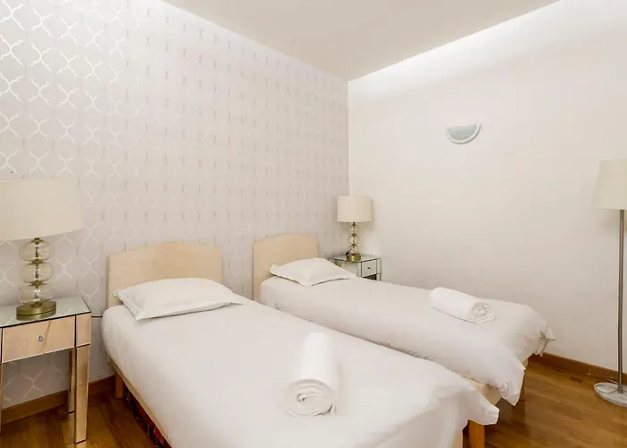 Champs-elysees Lincoln - 2bdr باريس